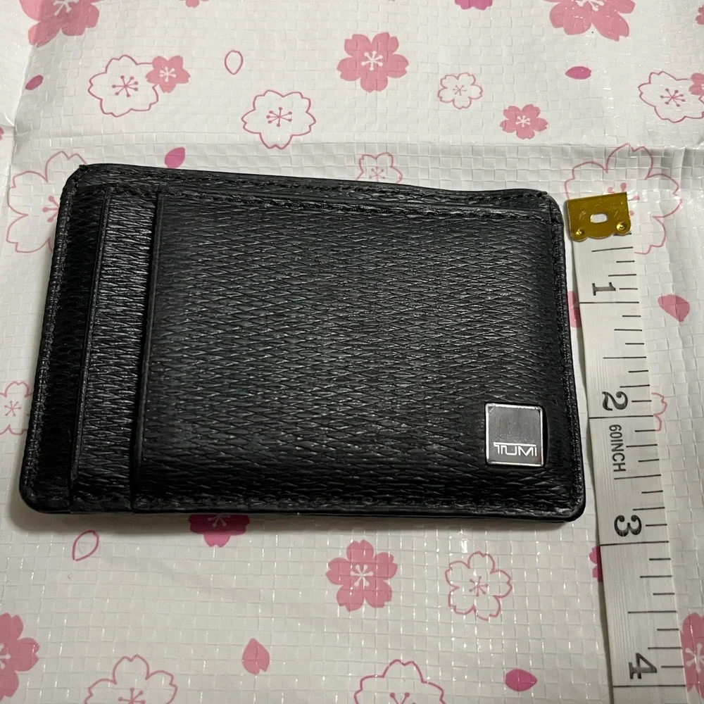 Tumi Monaco Black Leather 4 Slot Card Case with Money Clip